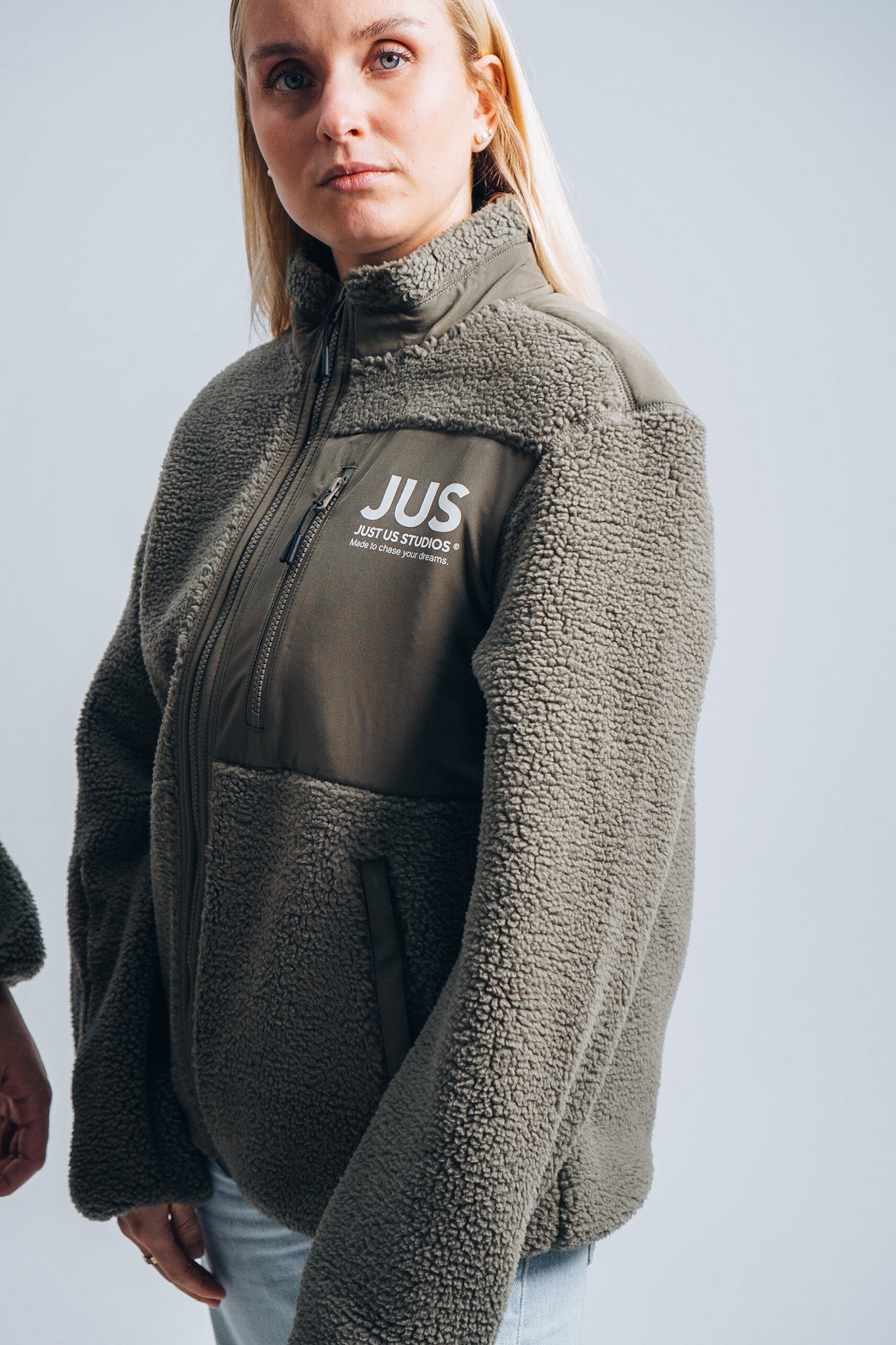 JACKE FLEECE JUS KHAKI